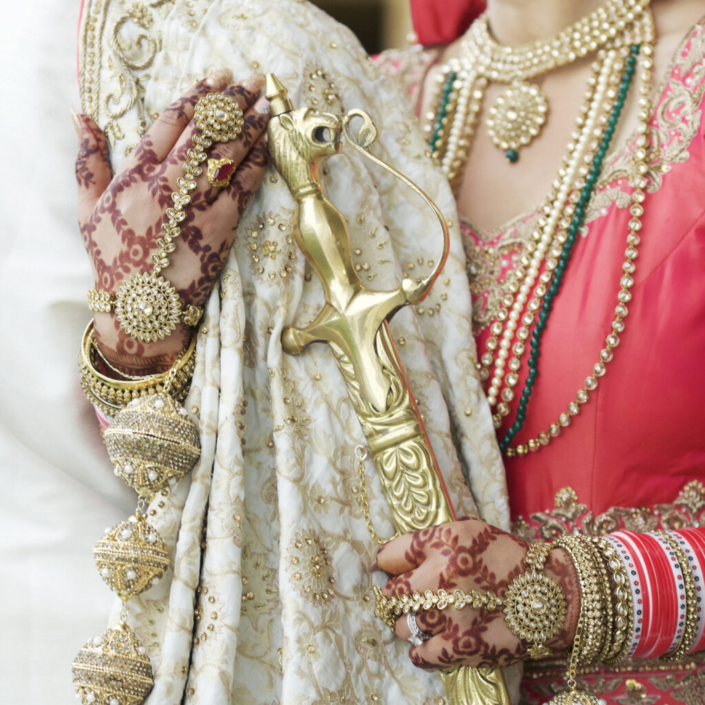 “Quick and beautiful party mehndi designs for women”