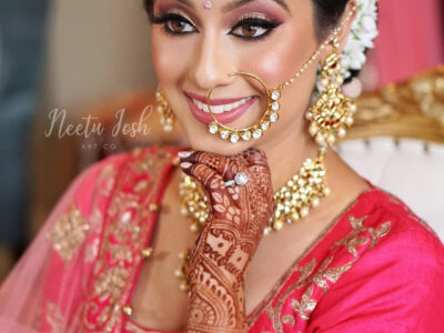 posed-bride-hand-1.jpg